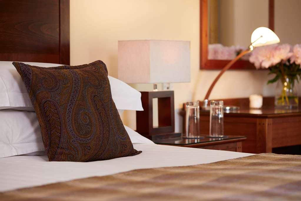 แมคโดนัลด์ ฟริมลีย์ ฮอลล์ โฮเต็ล แอนด์ สปา Hotel แคมเบอร์ลีย์ ห้อง รูปภาพ
