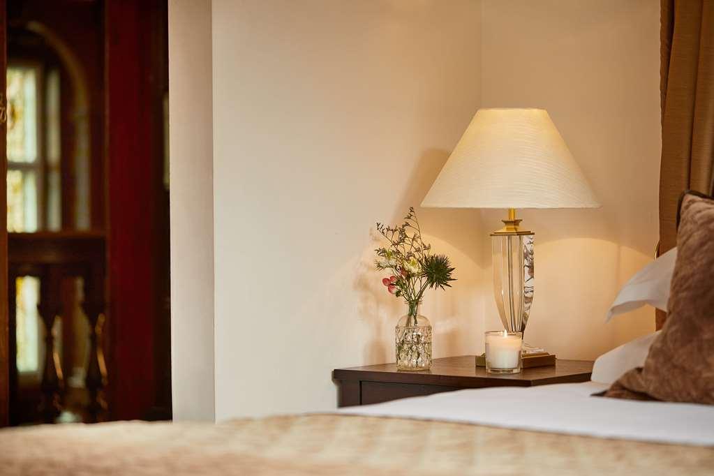แมคโดนัลด์ ฟริมลีย์ ฮอลล์ โฮเต็ล แอนด์ สปา Hotel แคมเบอร์ลีย์ ห้อง รูปภาพ