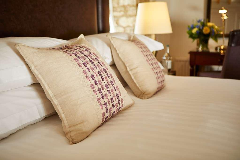 แมคโดนัลด์ ฟริมลีย์ ฮอลล์ โฮเต็ล แอนด์ สปา Hotel แคมเบอร์ลีย์ ห้อง รูปภาพ